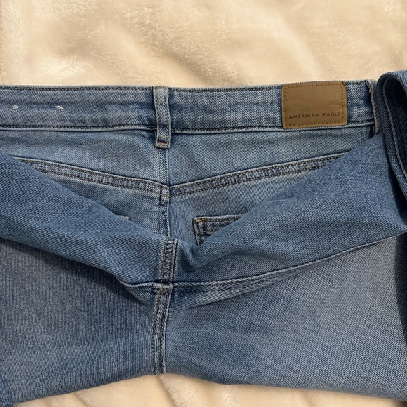 AE Stretch Super High Waisted Straight Jean - Picture 5 of 5